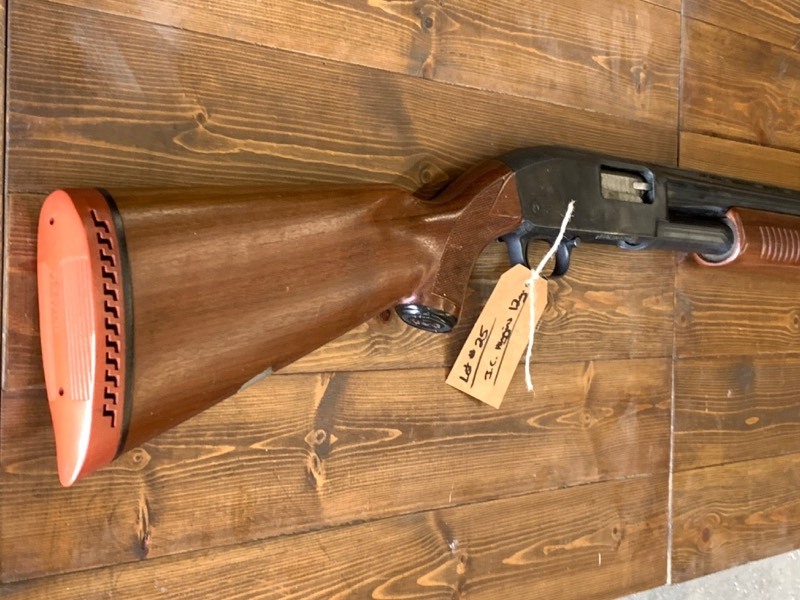 lot 25 image: J.C. Higgins 20-12gauge Shotgun