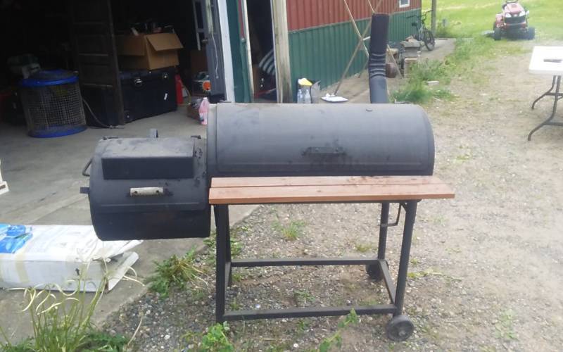 lot 24 image: Charcoal GrillSmoker (54 Inches Wide x 53 Inches Tall)