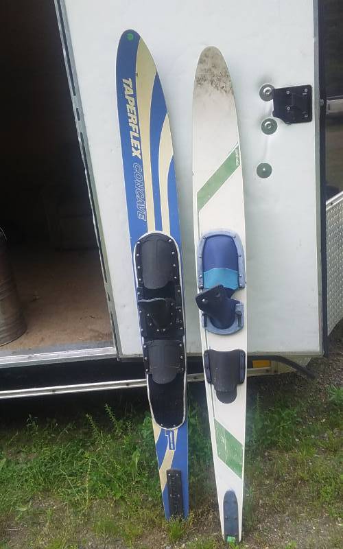 lot 43 image: 2-Slalom Water Skis