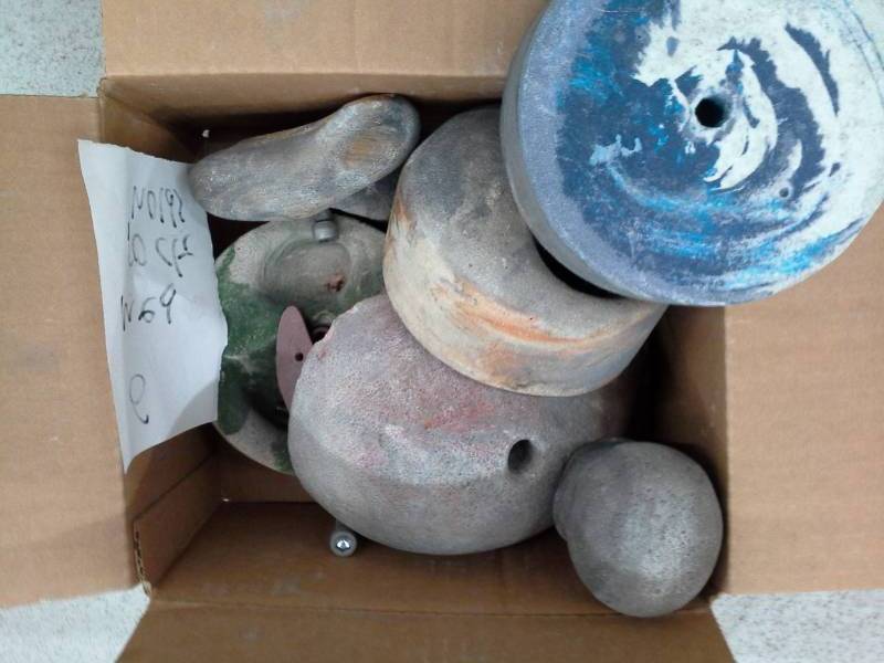 Lot of (6) Medium Rock Climbing Holds