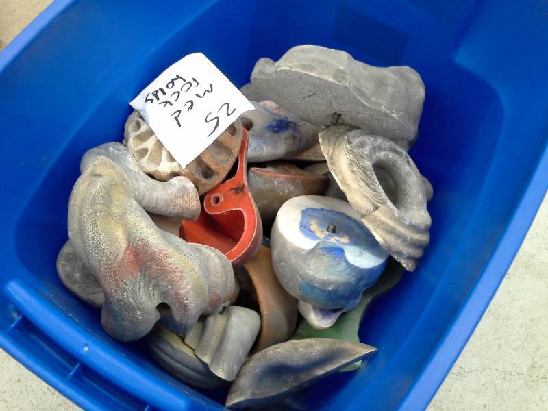 Lot of (25) Medium Rock Climbing Holds