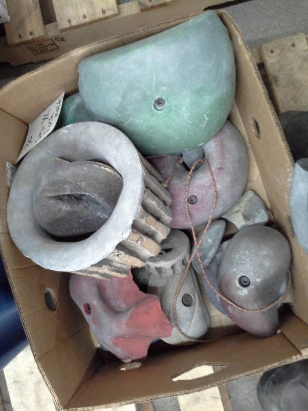 Lot of (30) Small-Extra Large Rock Climbing Holds