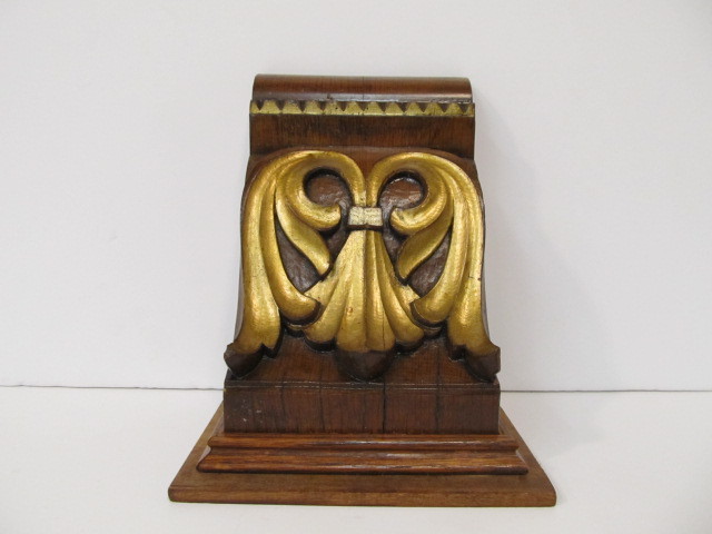 lot 31 image: Antique Architectural Wall Shelf 