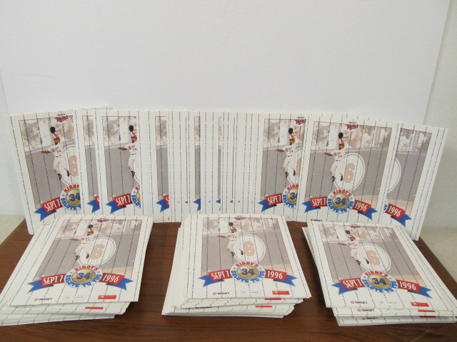 lot 44 image: LARGE Lot of 8 x 10 Kirby Puckett Tribute 1996 Stadium Giveaway Cards