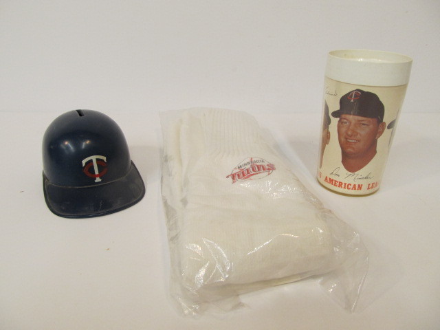 lot 61 image: Group of 1960s-70s MN TWINS Items