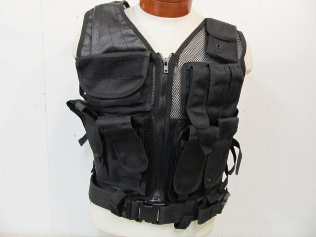 lot 174 image: Homdox Mens Tactical Vest