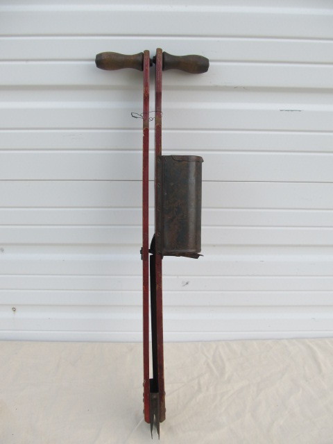lot 118 image: Nice Antique ACME Corn Planter