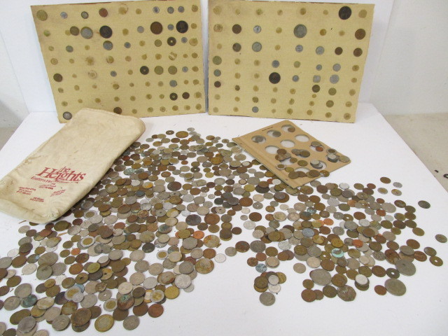 lot 221 image: Large Estate Lot of Vintage etc Mostly Foreign Coins