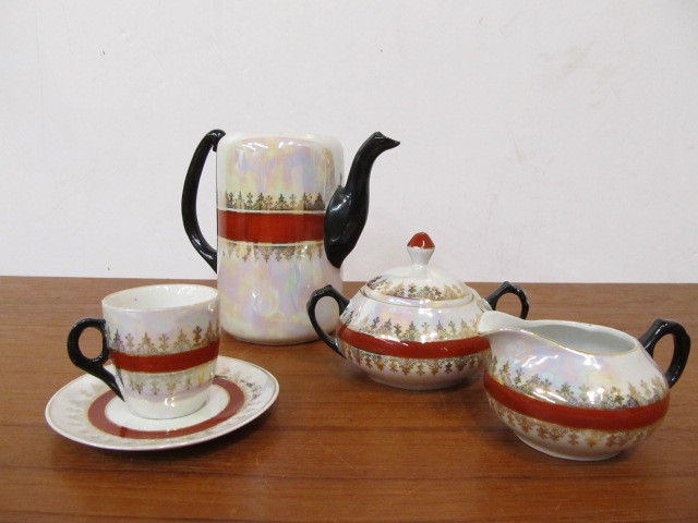 lot 243 image: Vintage German Lusterware Tea Service Set