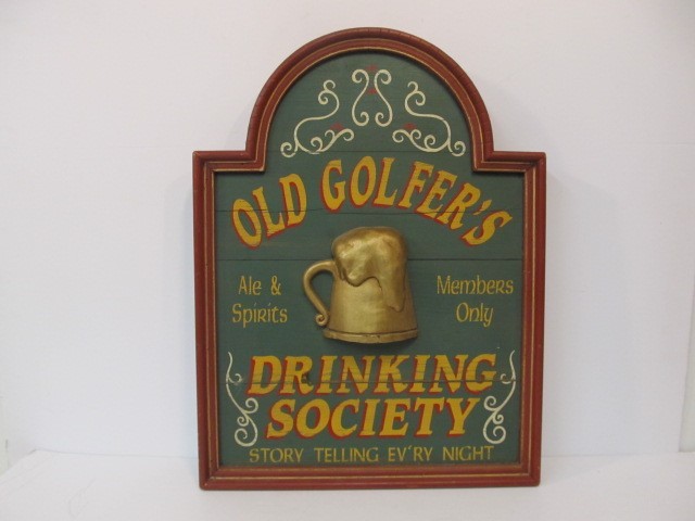 lot 183 image: Vintage Style OLD GOLFERS DRINKING SOCIETY Wooden Bar Sign