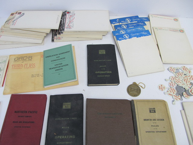 lot 271 image: Large Lot of Vintage Railroad Books Manuals etc
