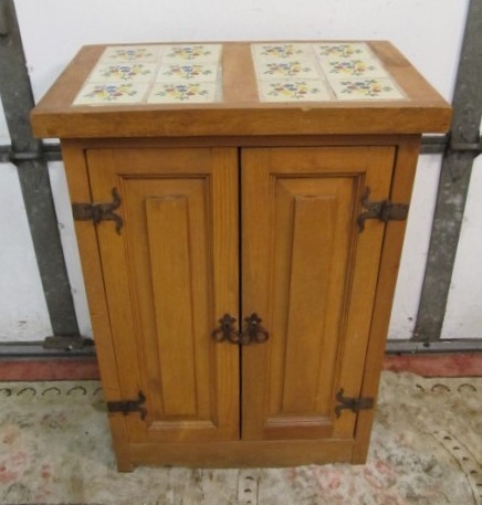 lot 7 image: Vintage Tile Top Spanish Style Cabinet