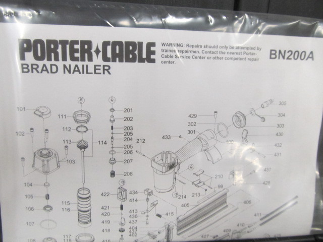 lot 316 image: Working PORTER CABLE Brad Nailer wCase