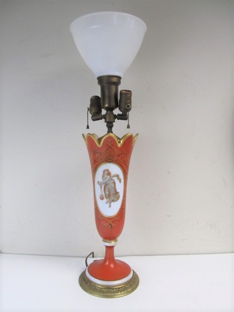 lot 341 image: Antique Victorian Porcelain Table Lamp