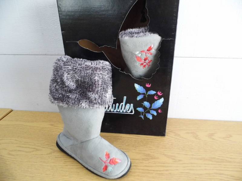 CicciBella Slipper  Boots