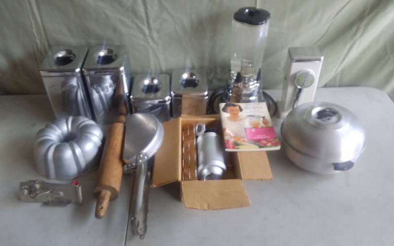 lot 11 image: Blender, Stainless Steel Canisters, Vintage Kitchen Utensils