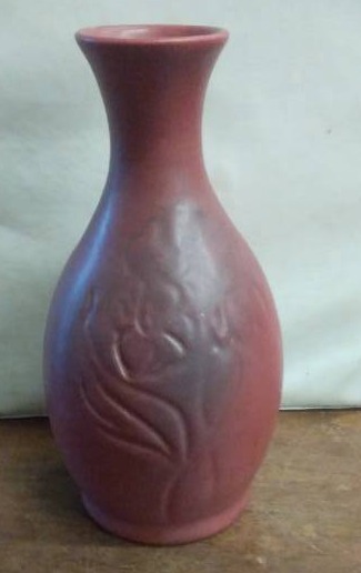 lot 47 image: Collectible  Van Briggle Pottery Vase 8-Inch