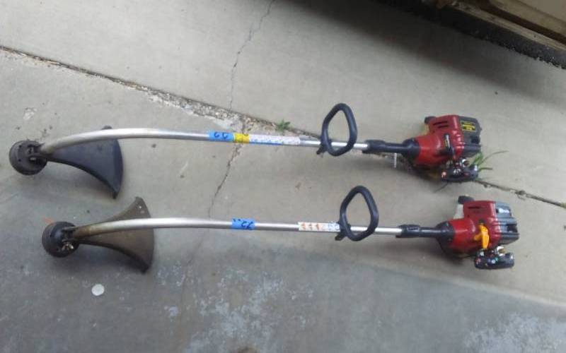 lot 4 image: 2-Homelite Gas Weed Whips