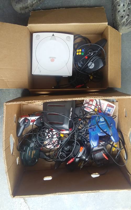 lot 26 image: Plug N Play TV Video Games, Other Gaming Console