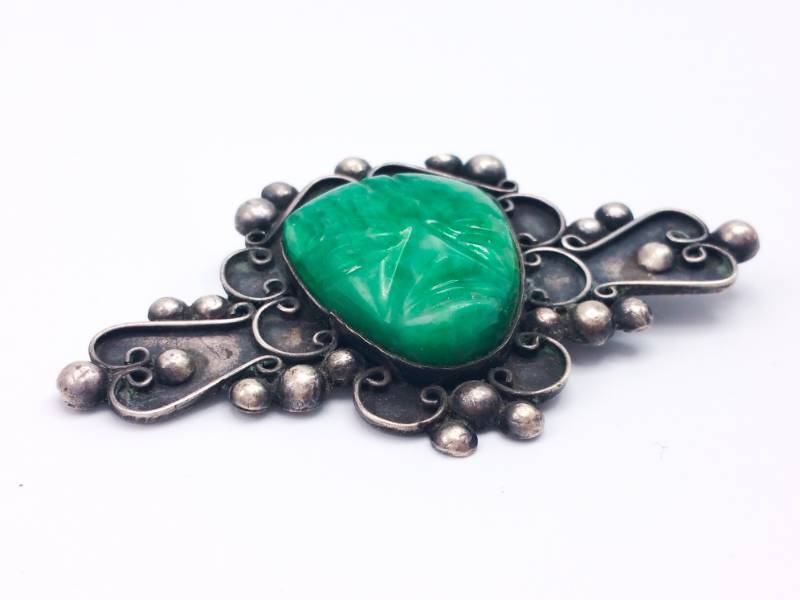lot 227 image: Aztec Carved Stone Native American Sterling Silver Pin