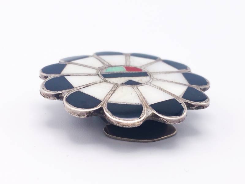lot 224 image: Bennett Signed Native American Sterling Silver Inlay Bolo Tie