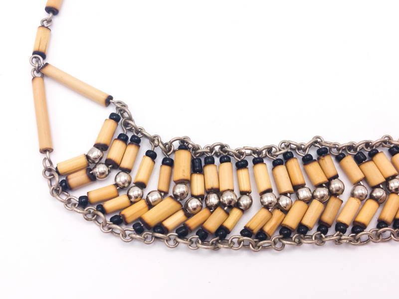 lot 216 image: Reeds Necklace