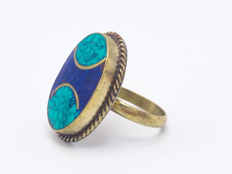 lot 225 image: Beautiful Lapis and Turquoise Inlaid Sterling Silver Ring