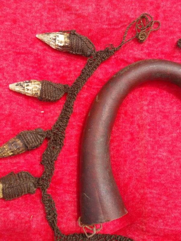 lot 405 image: Dani Tribe Koteka and Decorative Shell Necklace