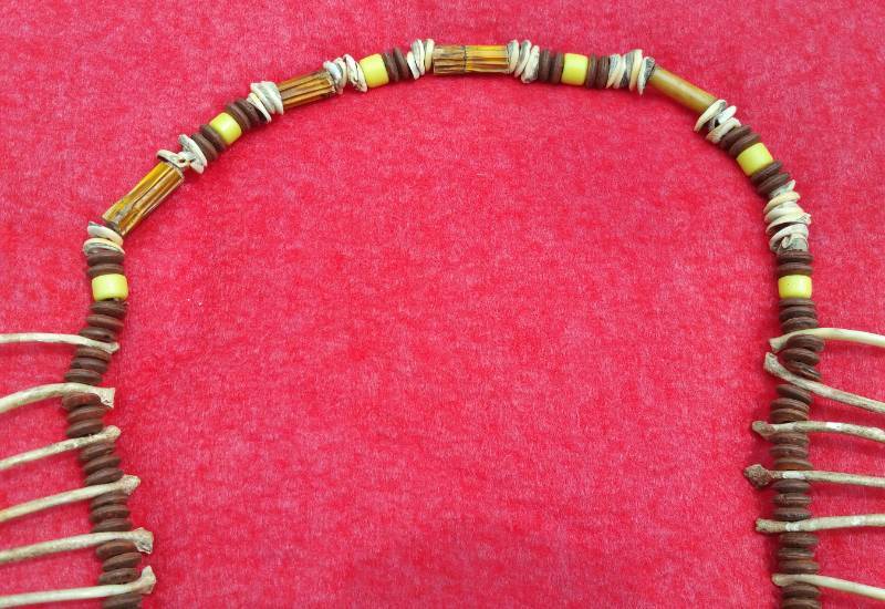 lot 406 image: Dani Tribe Ceremonial Tribal Necklace