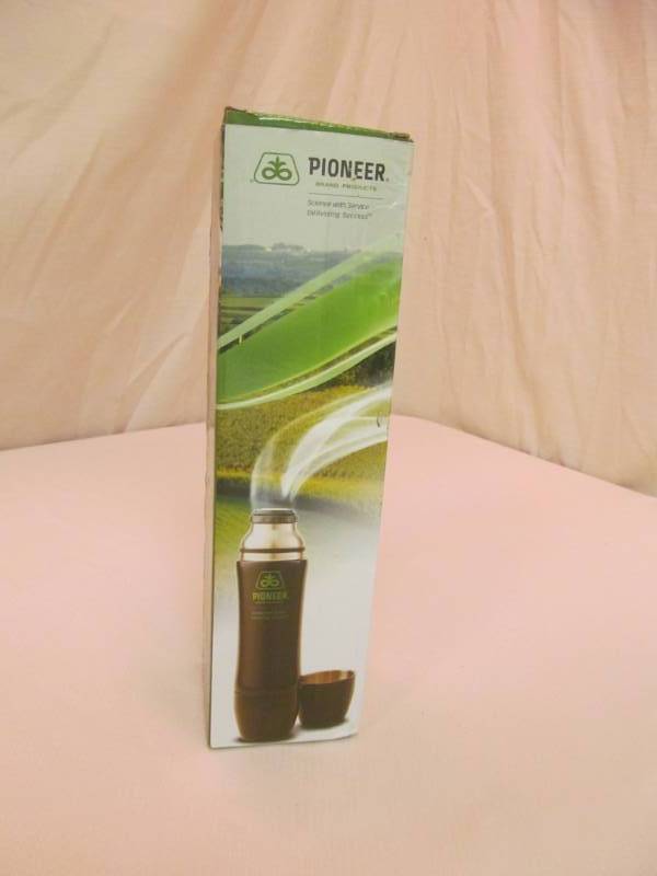 lot 36 image: Pioneer Thermos