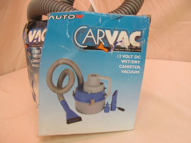 lot 83 image: car vac