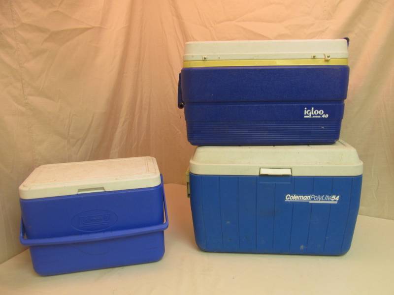 lot 104 image: Coleman ,igloo coolers