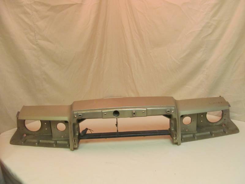 lot 144 image: Lincoln header panel