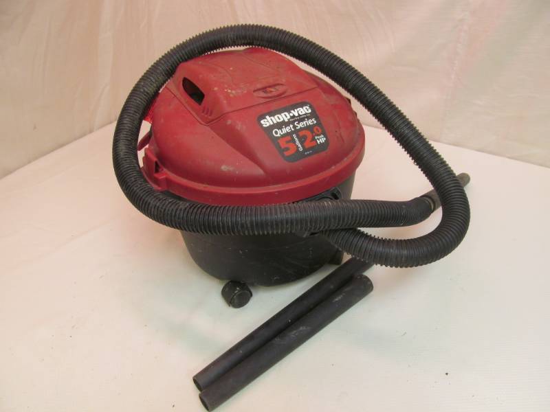 lot 207 image: Shop Vac