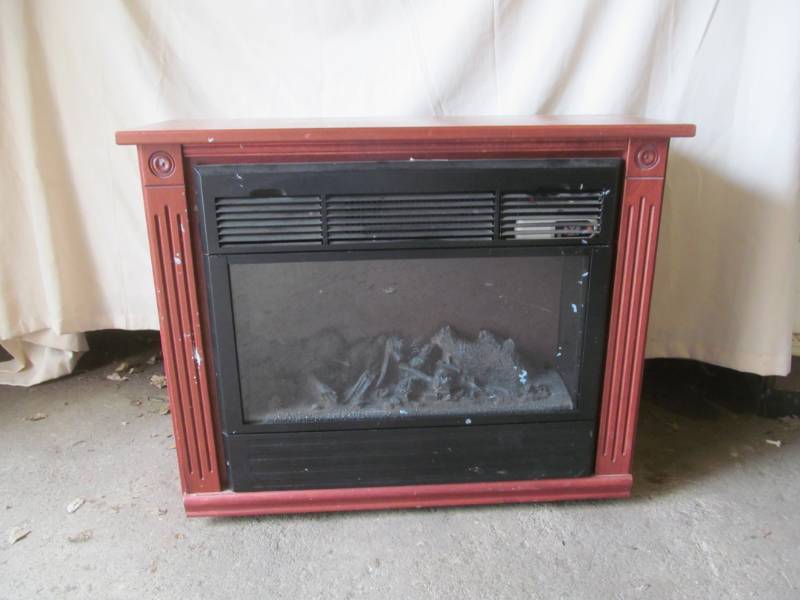lot 241 image: Electric Fire Place