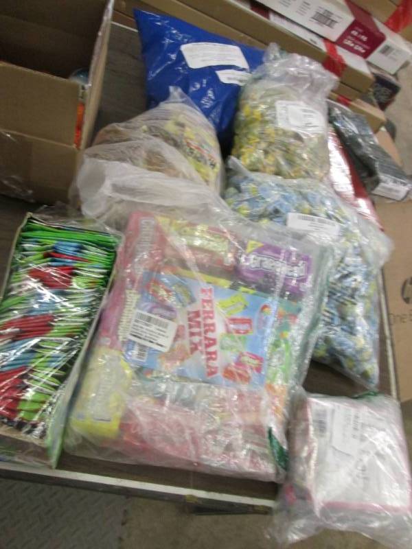 Candy Lot-past date...