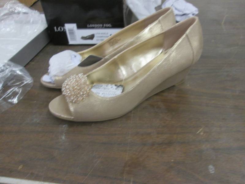 NIB London Fog PeepToe Wedge Shoes ...
