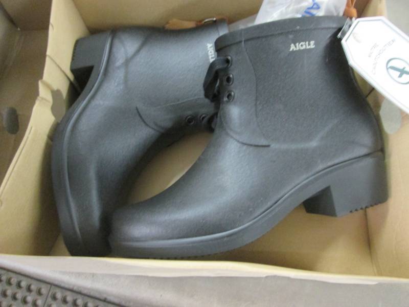 Aigle Black Short Boots European Si...
