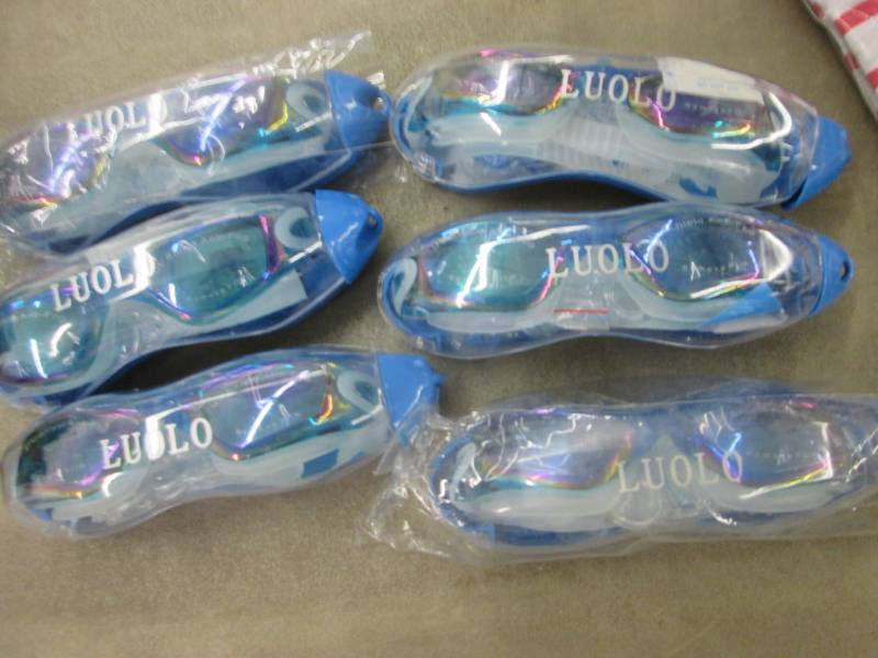 6 Luolo Swimmers Goggles UV Shield ...