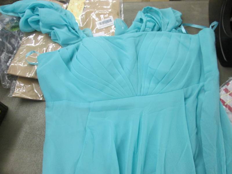 Size 16 Chiffon Formal Dress...
