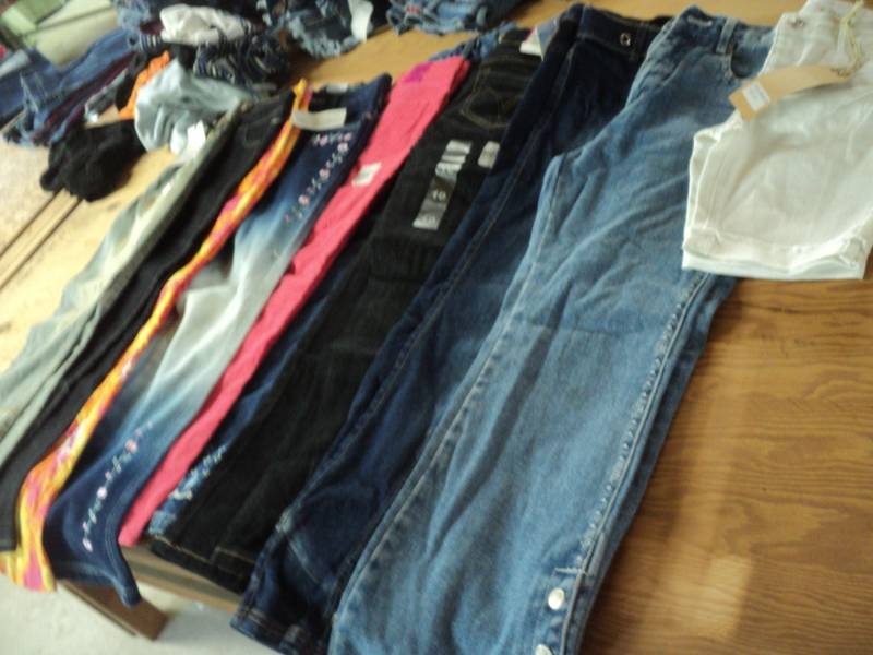 10 Pairs, size 10 Girls Jeans, Capr...