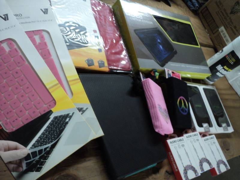 Lot of Electronic Accessories see ...