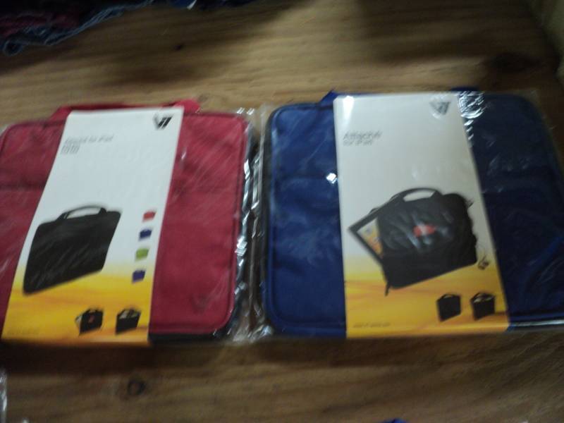 2 Attache bags for Ipad...