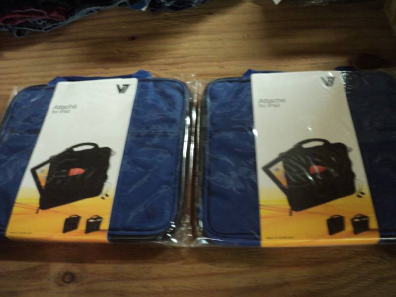 2 ATTache BAGS for Ipad...