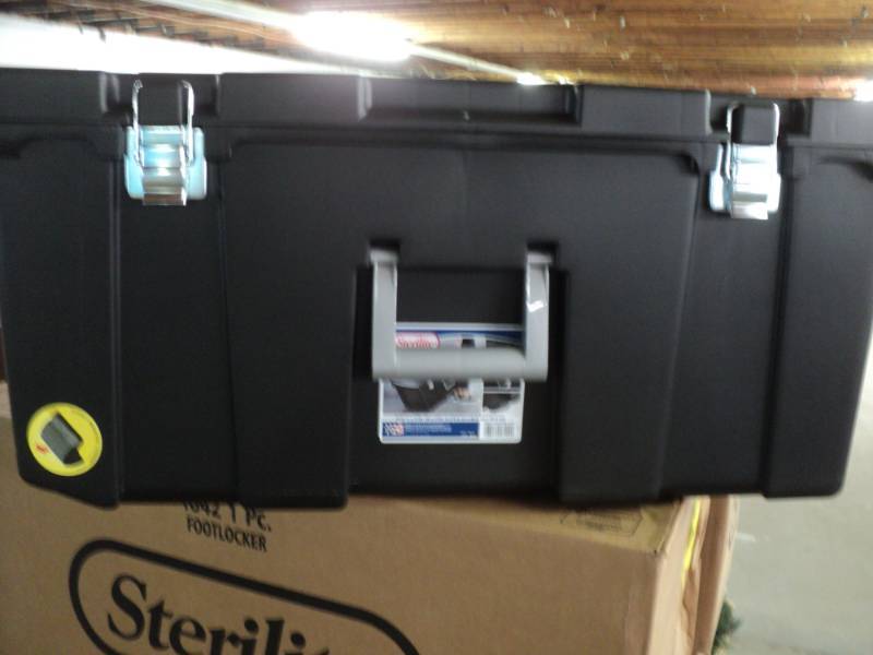 Sterilite Foot Locker 31 14 x 17 5...