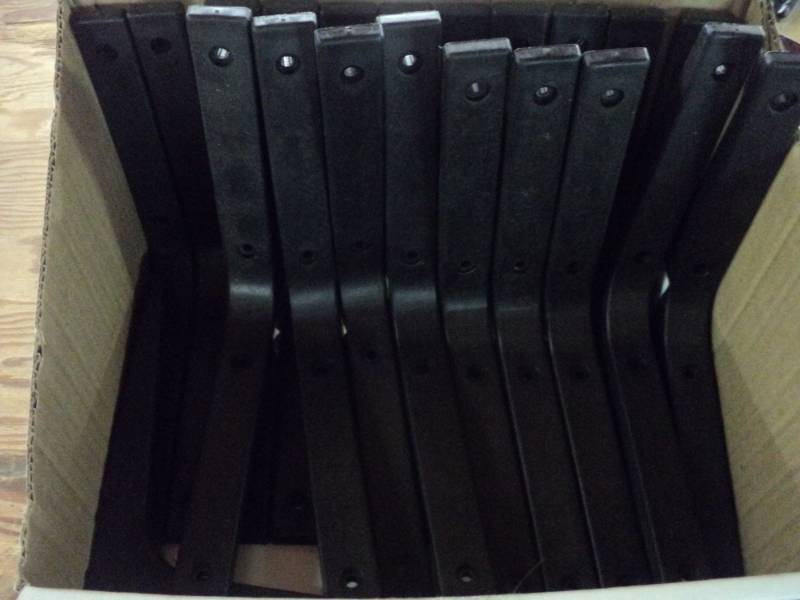 Case of 20 7 x 7 Plastic Shelf Br...