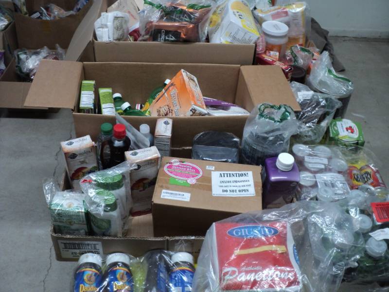 Huge Lot of Groceries see all pict...