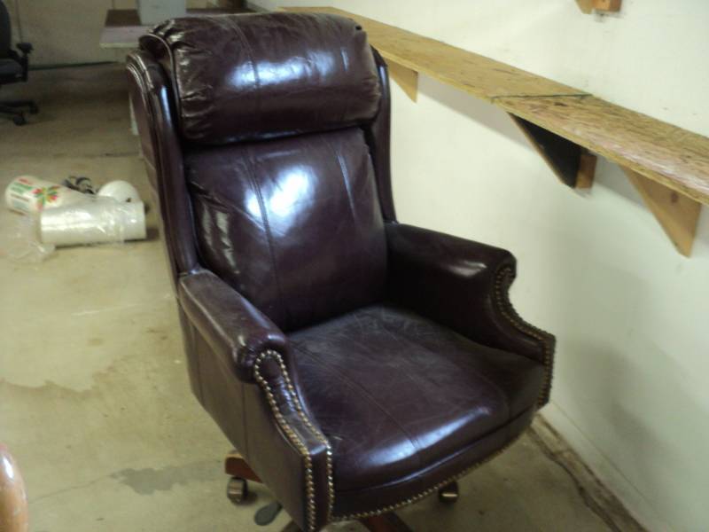 Adjustable Office Chair...