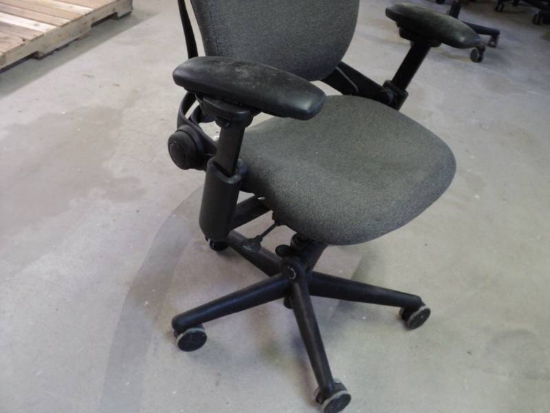 Adjustable Office Chair...