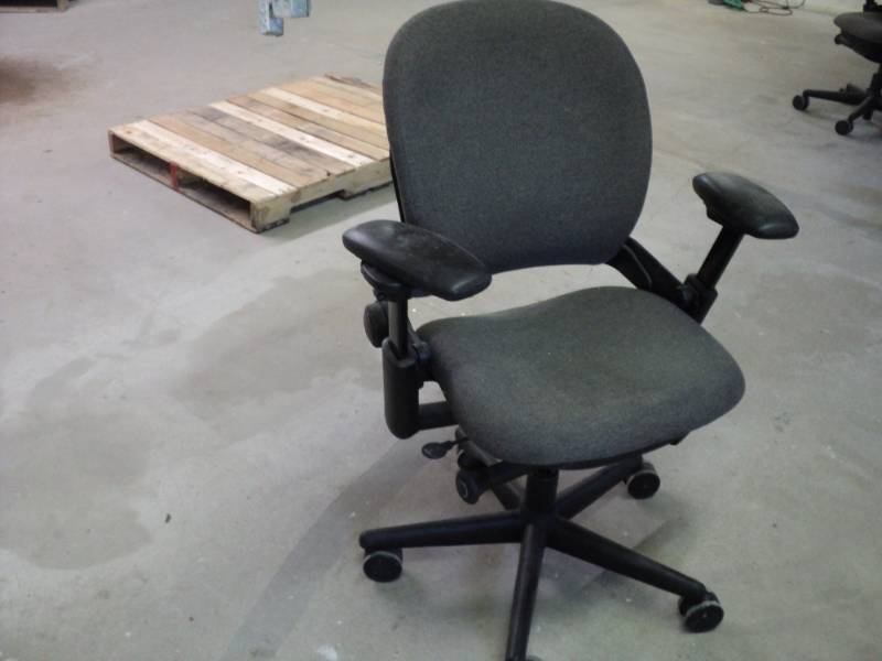 Adjustable Office Chair...
